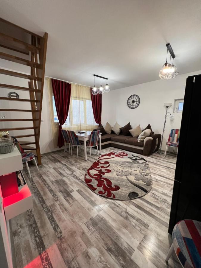 Ferienwohnung Zizi'S House Garii Brașov Exterior foto